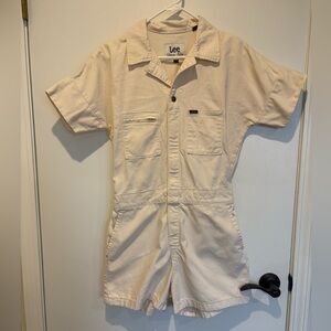 Lee Women’s Size Small Union-Alls Cream Short Sleeve One-Piece Zip Up Romper